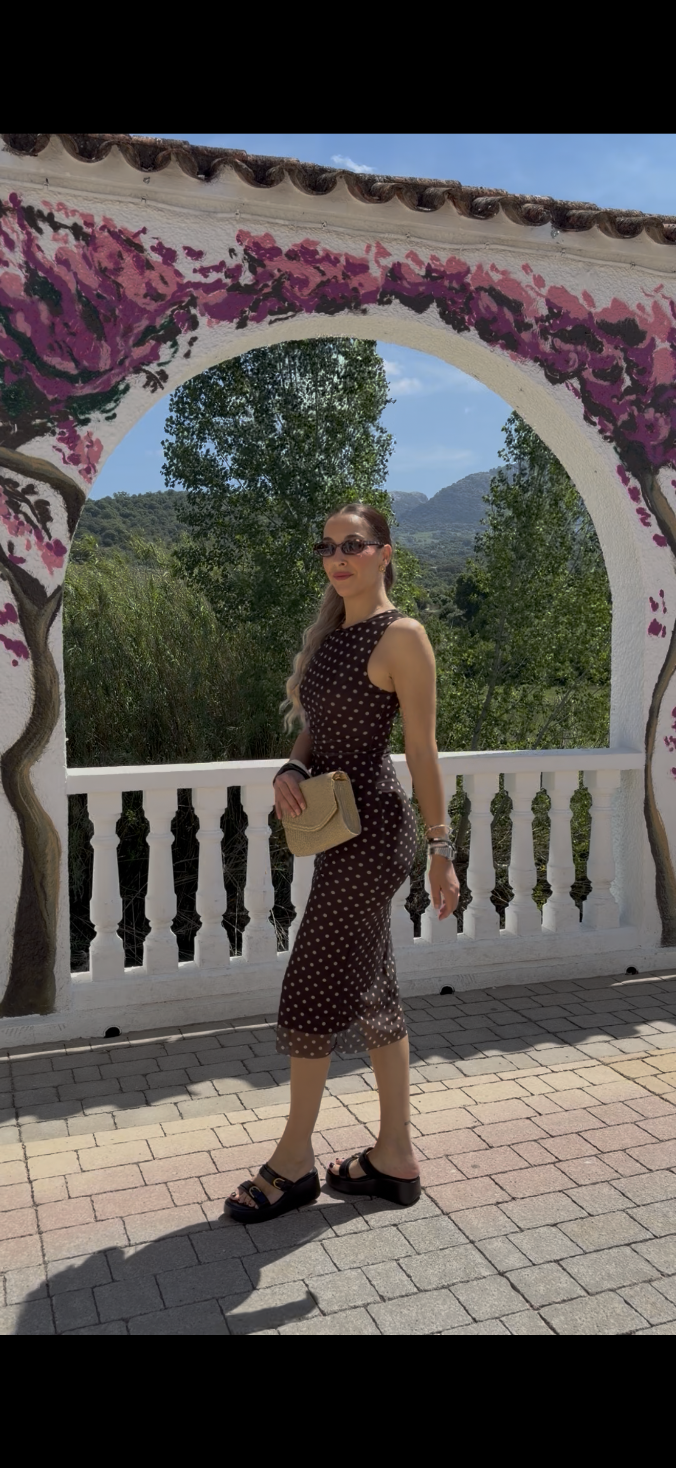 Vestido Midi Lunares