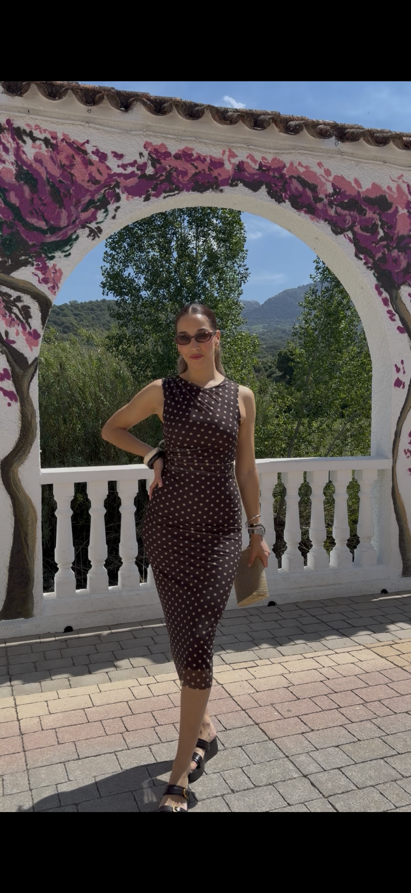 Vestido Midi Lunares