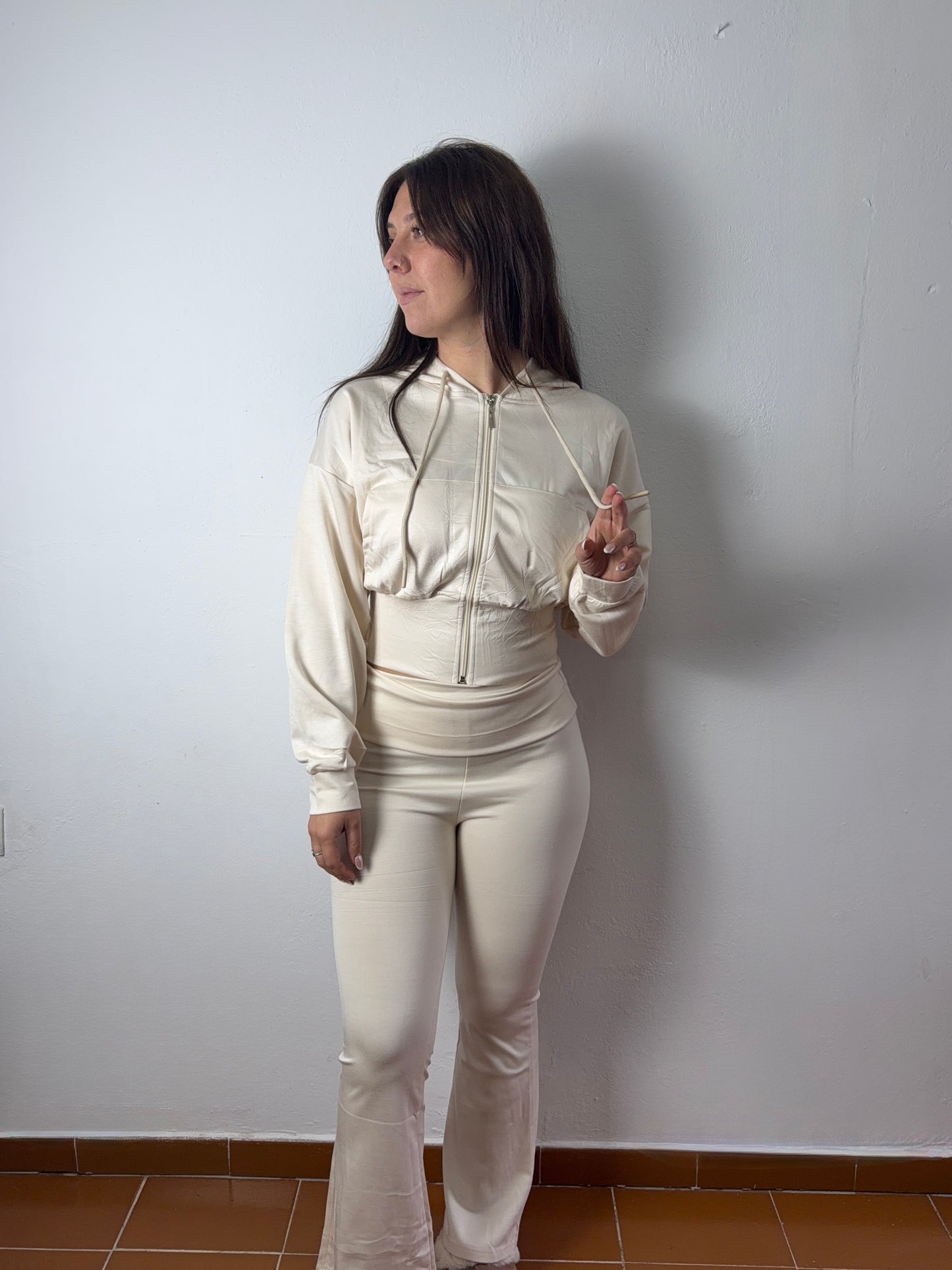 Conjunto Martina , Beige .