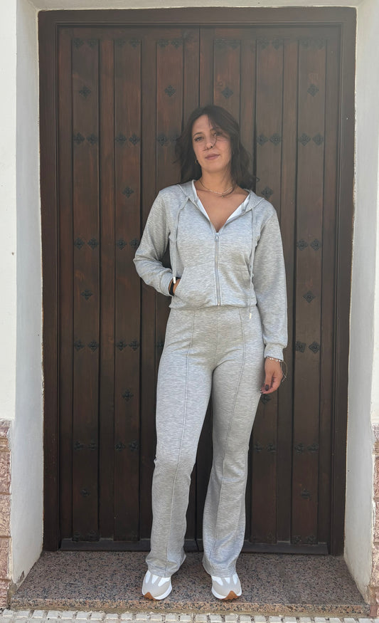 Chandal Amaya Gris
